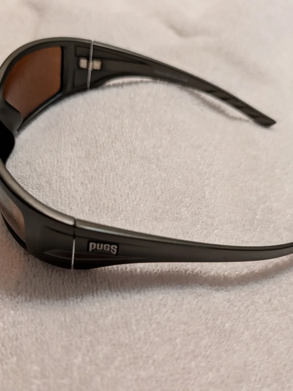 Pugs Black Smart Sunglasses - Modern Wearable Design